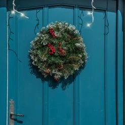 Deals 💯 Everlands 50cm Snowy 🎁 Christmas Wreath With Berries And Pinecones ✔️